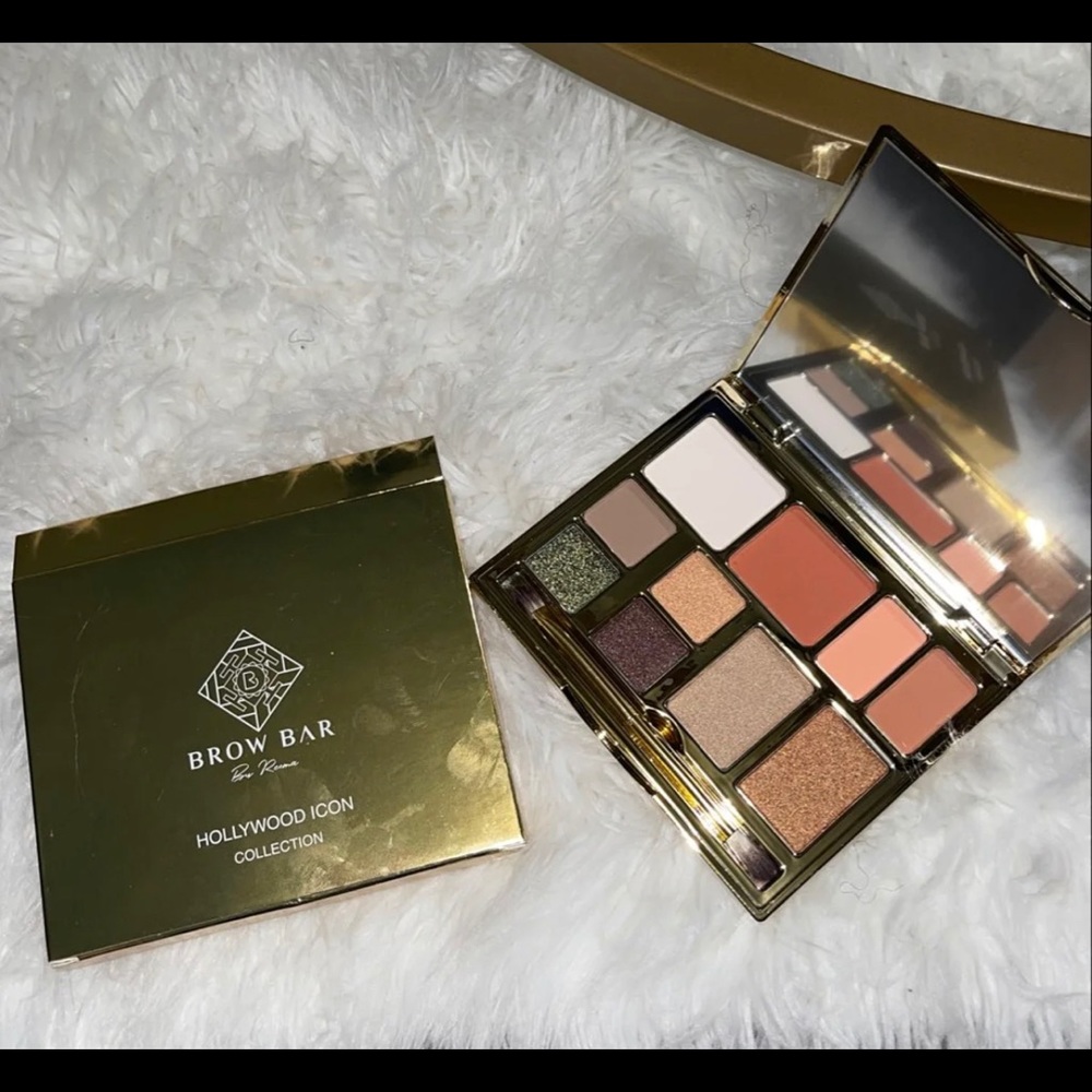 Brow Bar eyeshadow palette